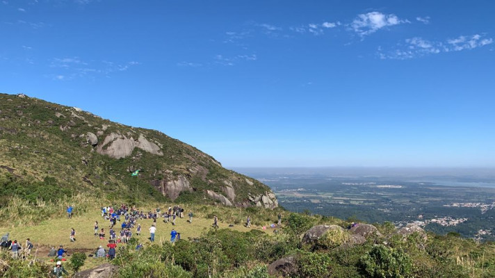 Sunrise at Morro Samambaia - Photo 3