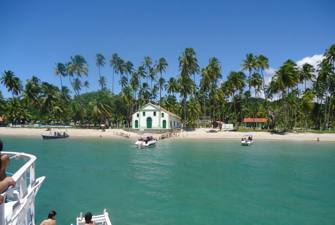 Day trip to Carneiros Beach + Catamaran tour departing from Porto de Galinhas - Photo 2