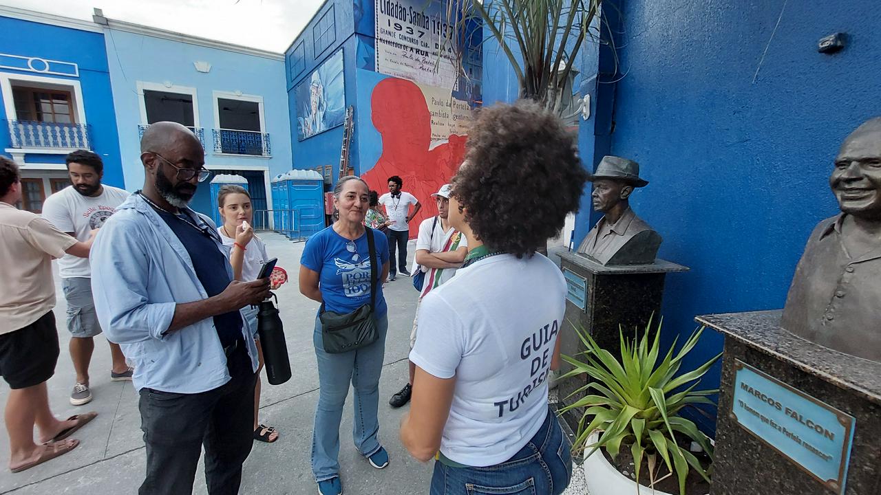 The Path of Samba in Oswaldo Cruz by Marquinhos de Oswaldo Cruz  - Photo 4