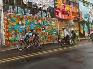 Passeio pela cidade com tour de grafite de bicicleta - Photo 3