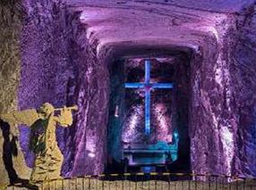 Visite a Catedral de Sal de Zipaquirá em Bogotá - Photo 3