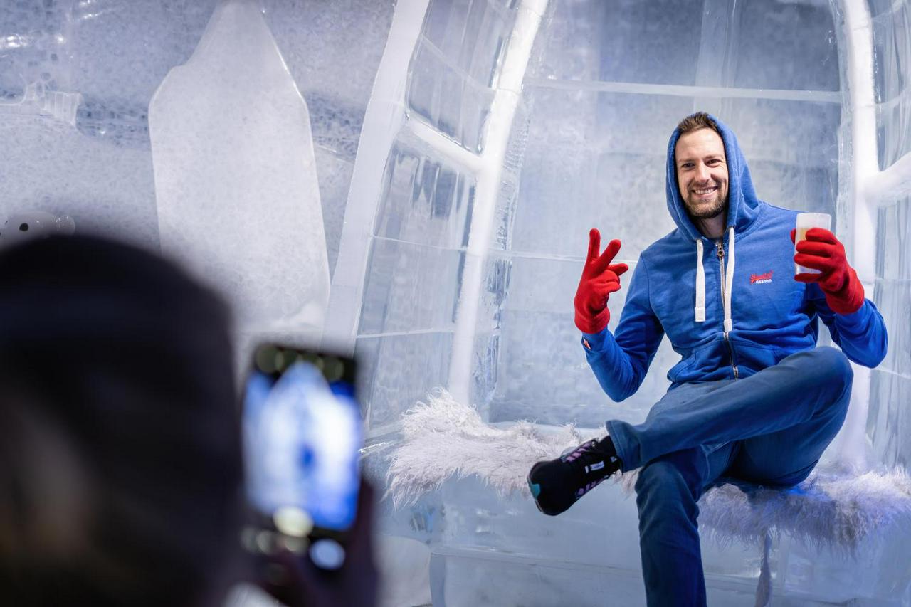 Berlin: Icebar - Entrance ticket with 3 drinks included - Photo 5