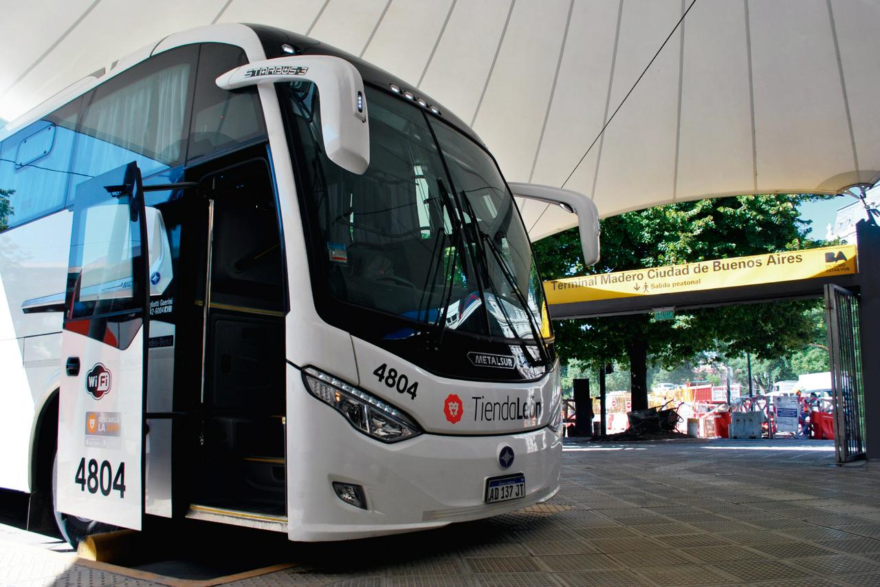 Shared transfer from Aeroparque to Buenos Aires (Pellegrini terminal) - Photo 3