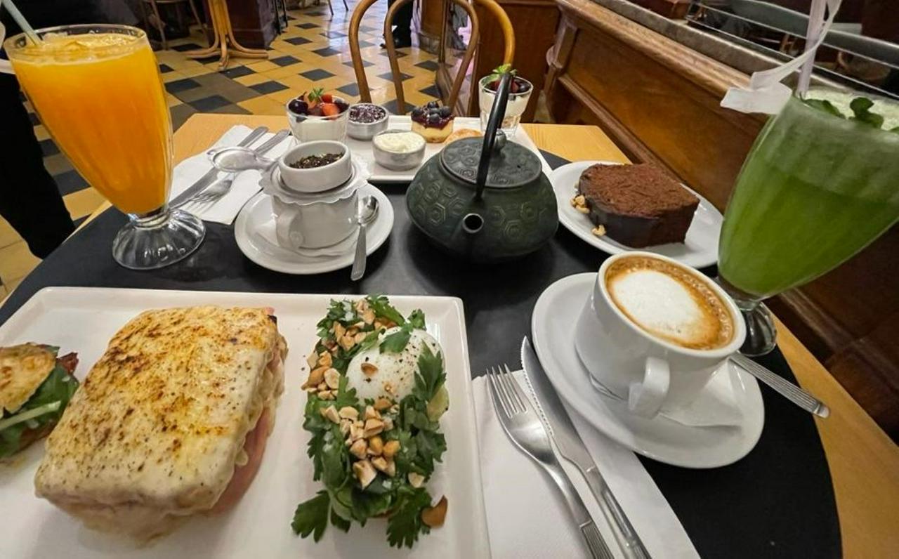 Breakfast/Snack at El Gato Negro for 2 - Photo 19