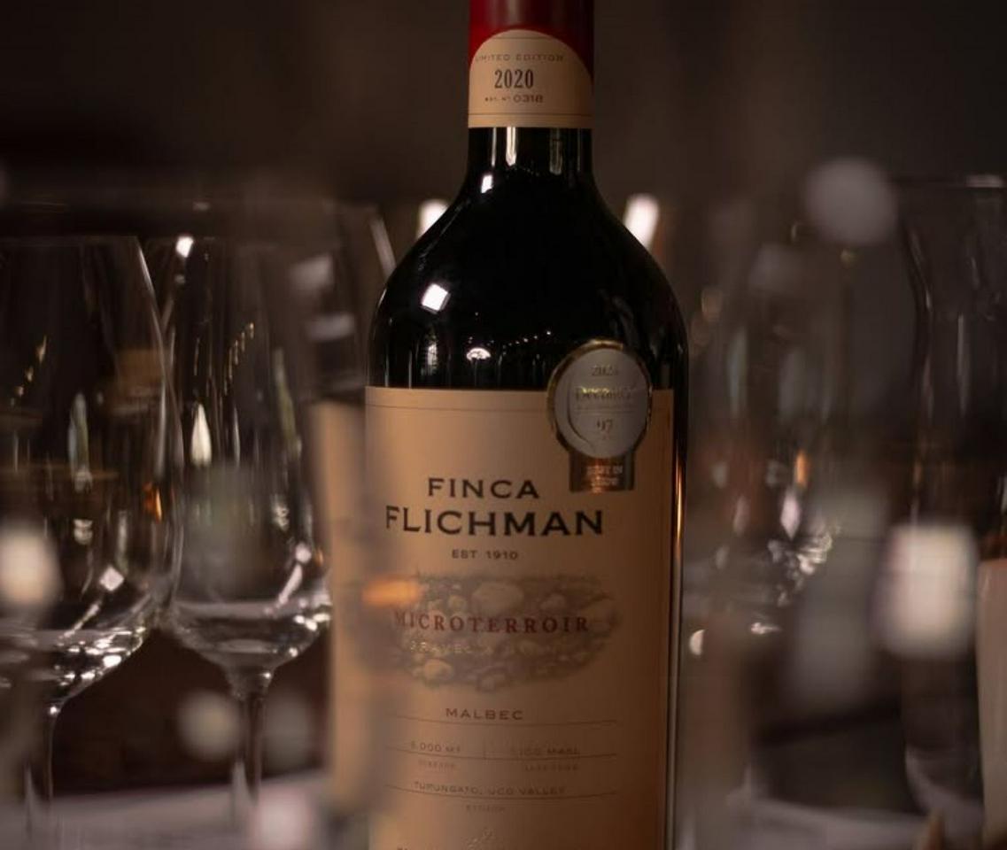 Wines, Vineyards and Picnics: Discover the charm of Mendoza's wineries - Photo 6