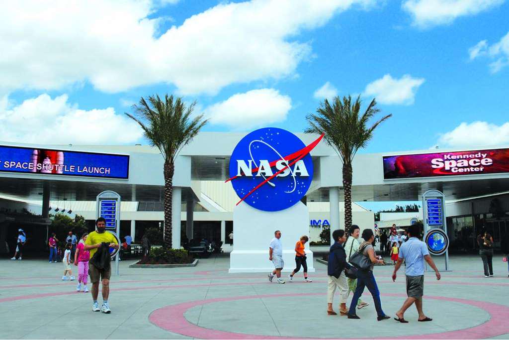 Transfer to Kennedy Space Center - an out-of-this-world experience - Photo 4