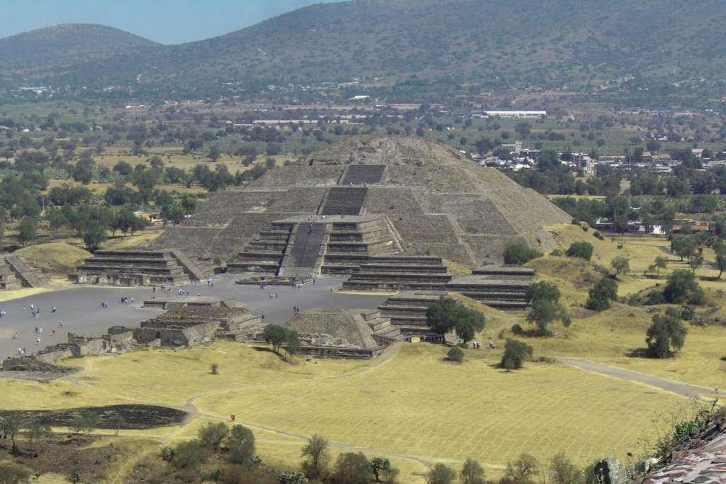 Visite basílica de Guadalupe, Tlatelolco e pirâmides de Teotihuacan - Dia Inteiro - Photo 8