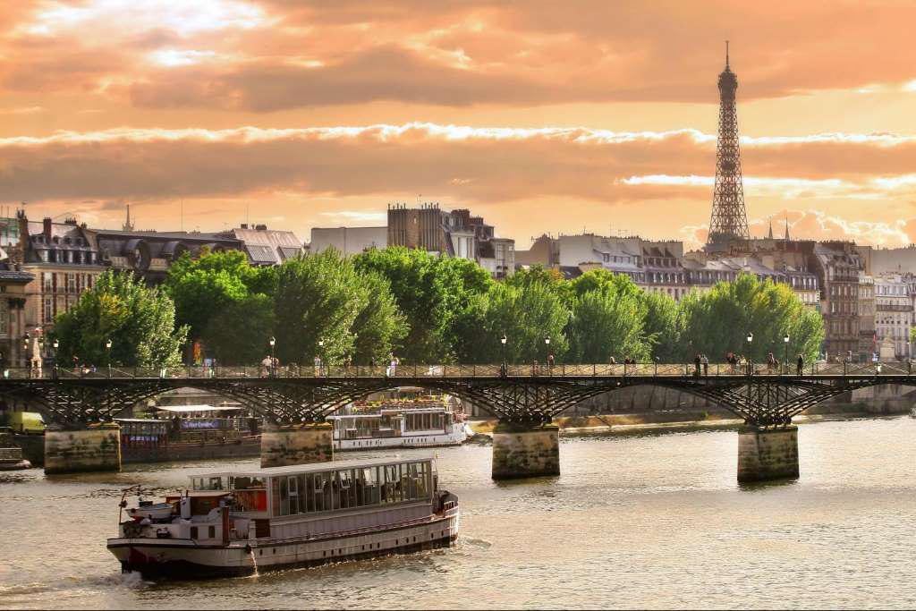 Tour of Paris plus Cruise on the River Seine - Photo 9