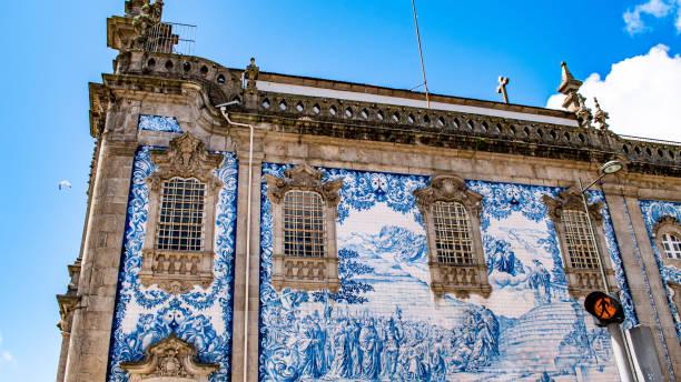 Stories in Blue: Discover Porto through its tiles, an art that tells stories - Photo 8