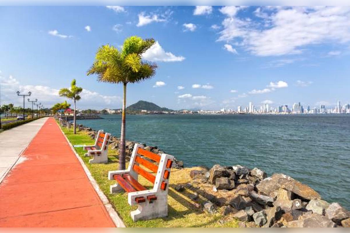 Half-day visit to Casco Antiguo, the Ruins of Panama Viejo and Amador - Photo 13