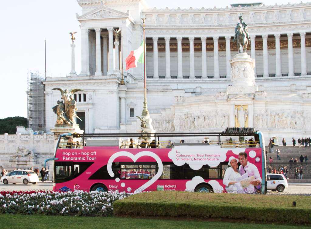 Hop on Hop off Bus - I Love Rome Tourist Bus - Photo 3