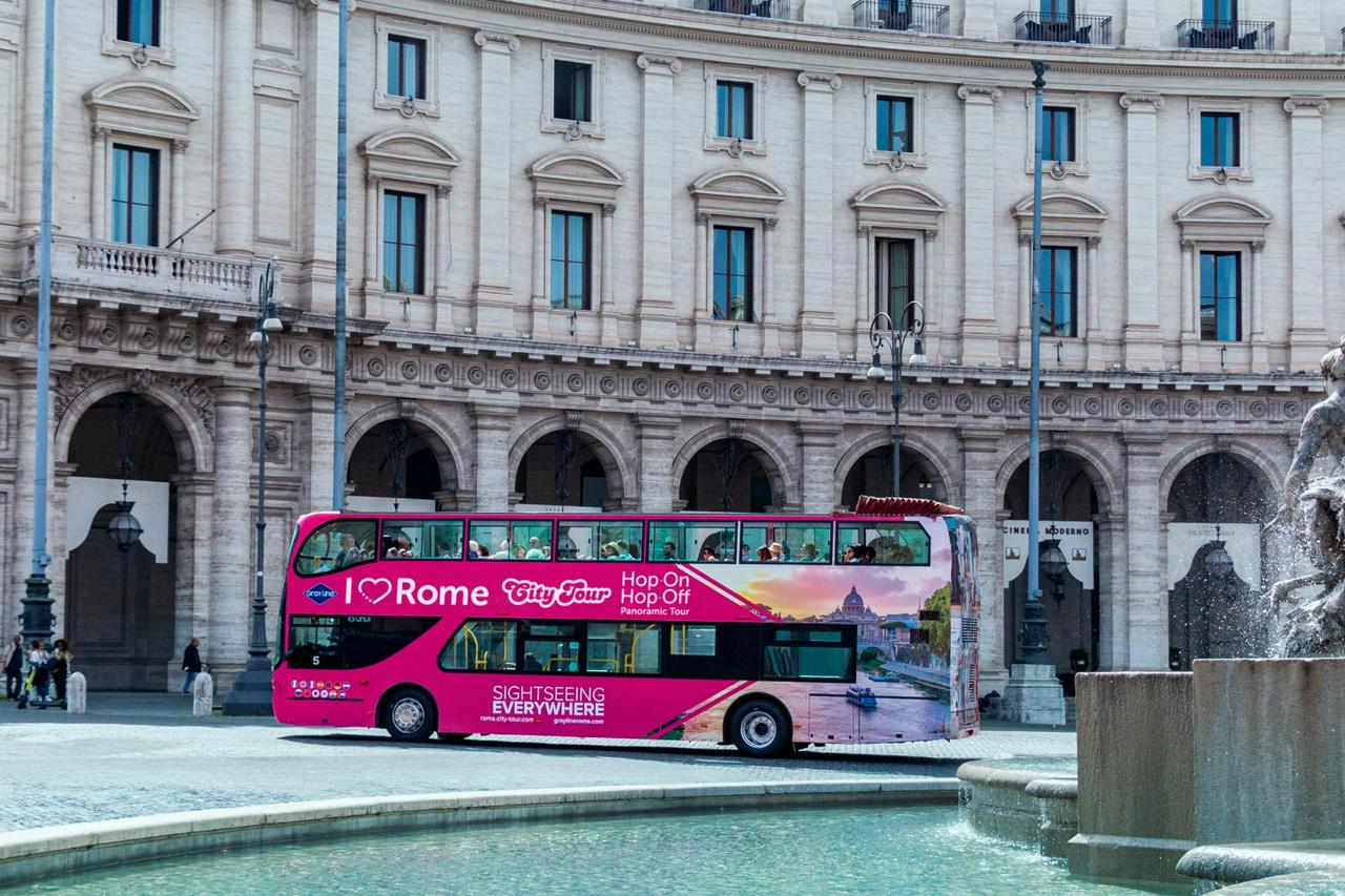 Hop on Hop off Bus - I Love Rome Tourist Bus - Photo 14