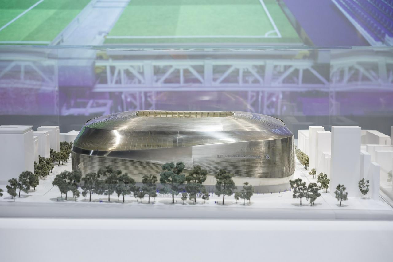 Visita panorâmica de Madrid com visita ao Estádio Bernabeu - Photo 13