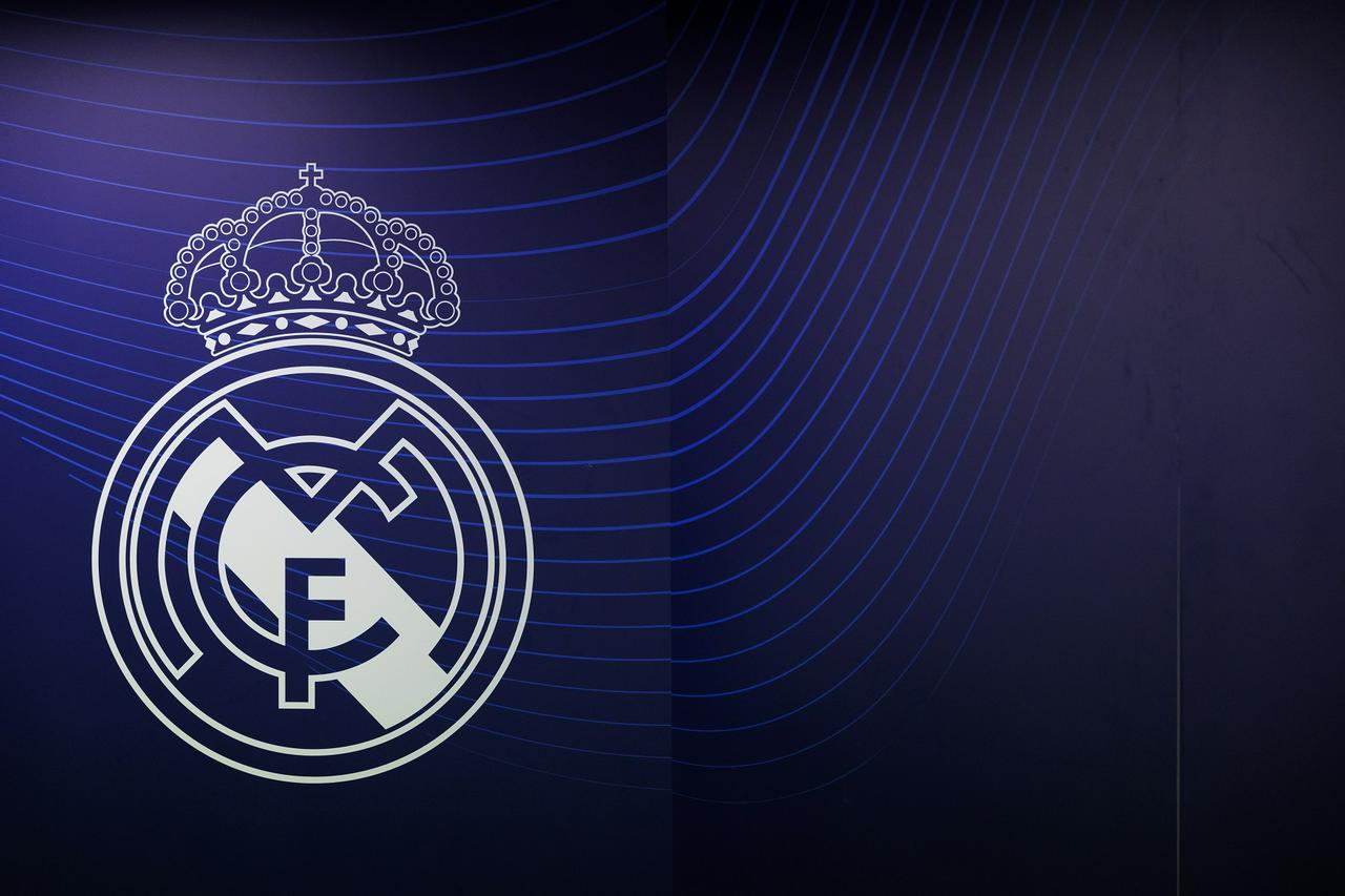 Visita panorâmica de Madrid com visita ao Estádio Bernabeu - Photo 19