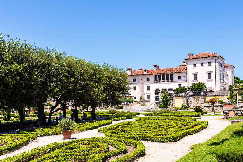 Vizcaya Museum and Gardens - Photo 2