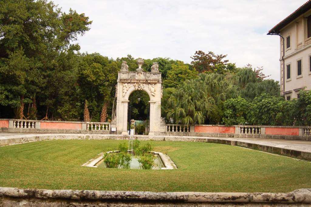 Vizcaya Museum and Gardens - Photo 5
