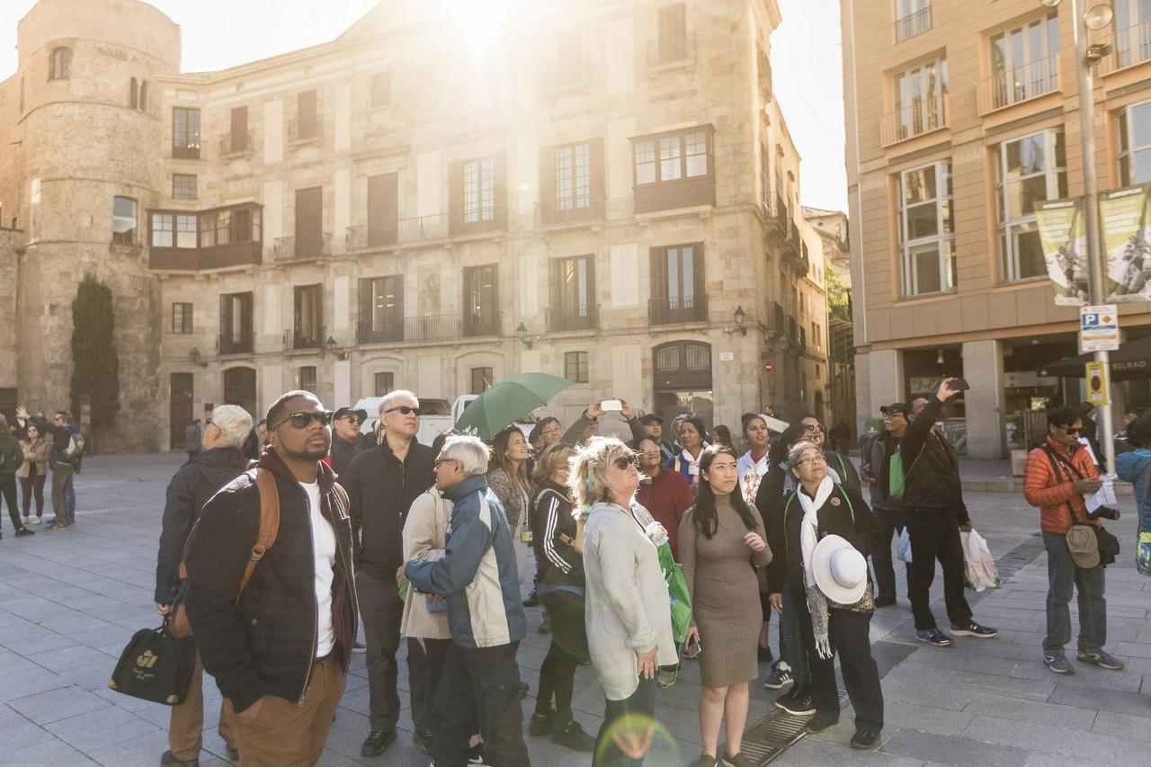 Lo mejor de Barcelona, ​​teleférico gratuito a Montjuic - Photo 13