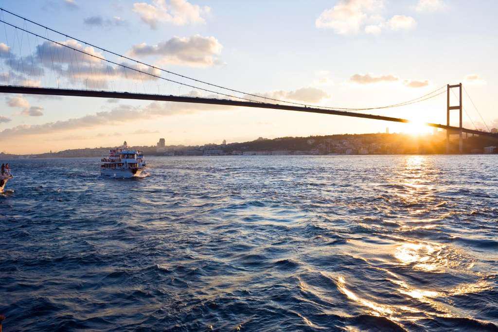Passeio de Barco por Bósforo pela Manhã - Autocarro e barco - Photo 3