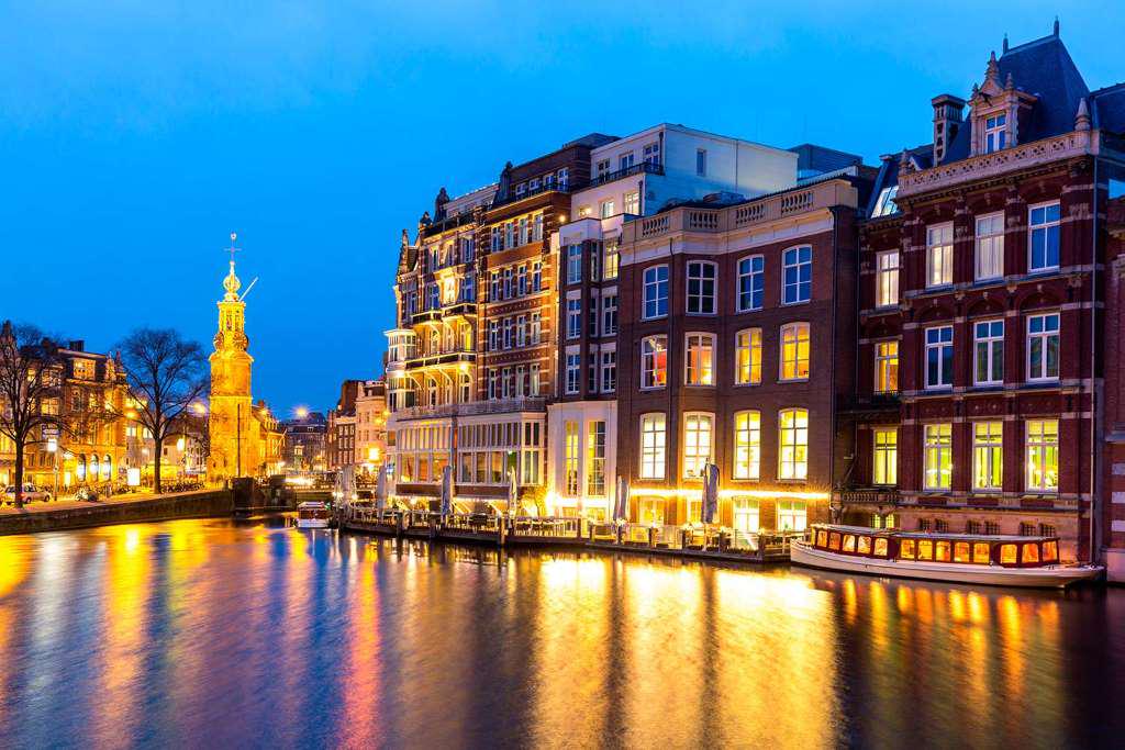 Amsterdam Canal Cruise with Cheese and Wine Tasting - Photo 15
