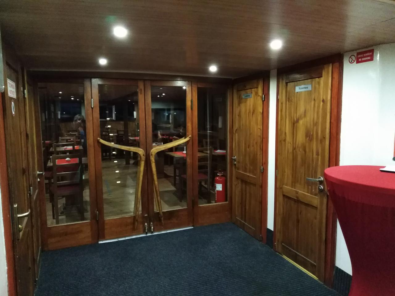 Prague Dinner Cruise - Admission Only - Photo 10