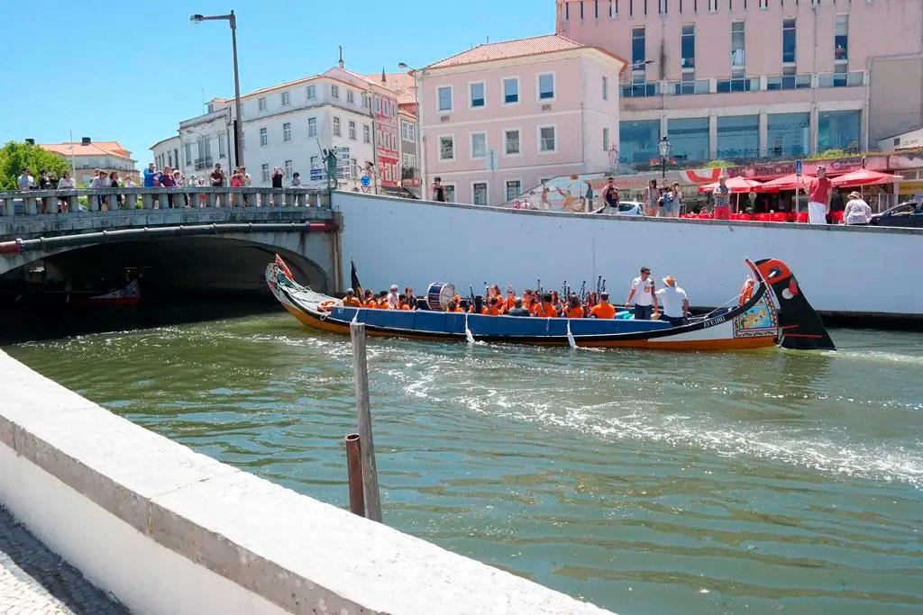Tour of Aveiro and Costa Nova - Photo 6