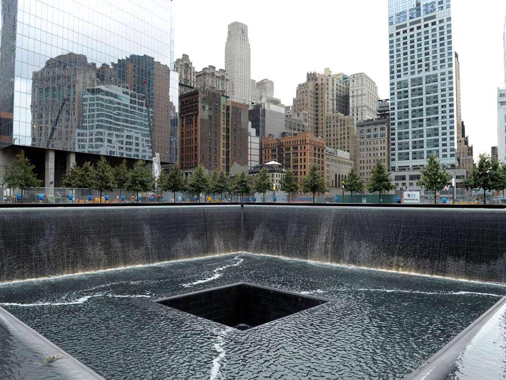 Upper and Lower Manhattan - Photo 4