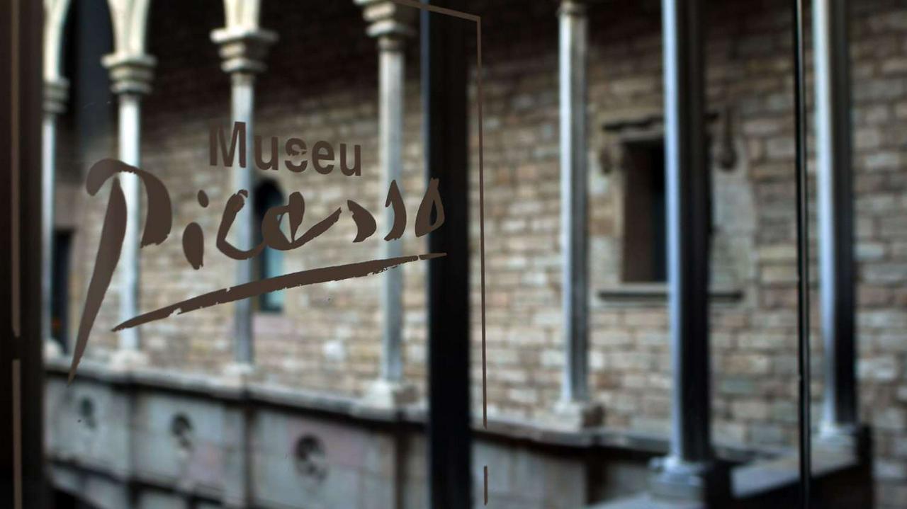 Guided Tour of the Picasso Museum with Walk through Born - Photo 5