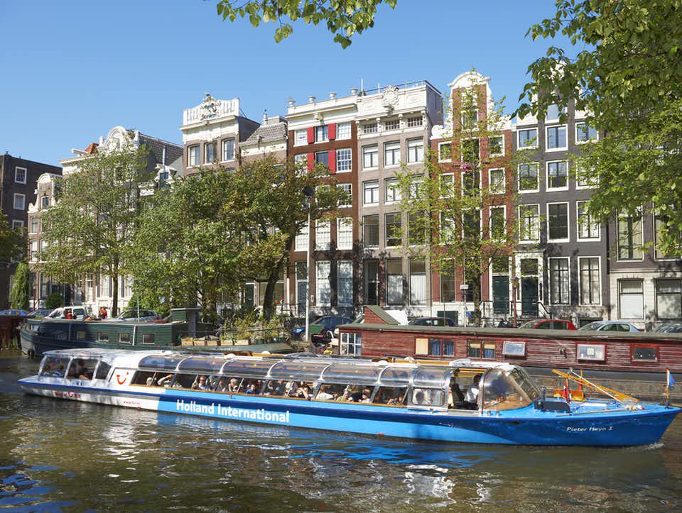 Amsterdam Pizza Dinner Cruise - Photo 4