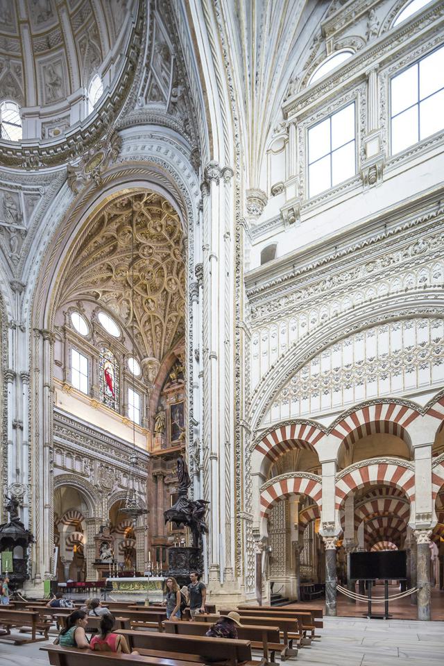 Córdoba, Cidade de Caliphal - Photo 8