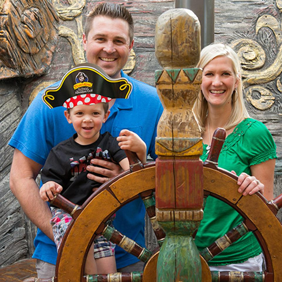 Pirates Cove Adventure Golf - Photo 3