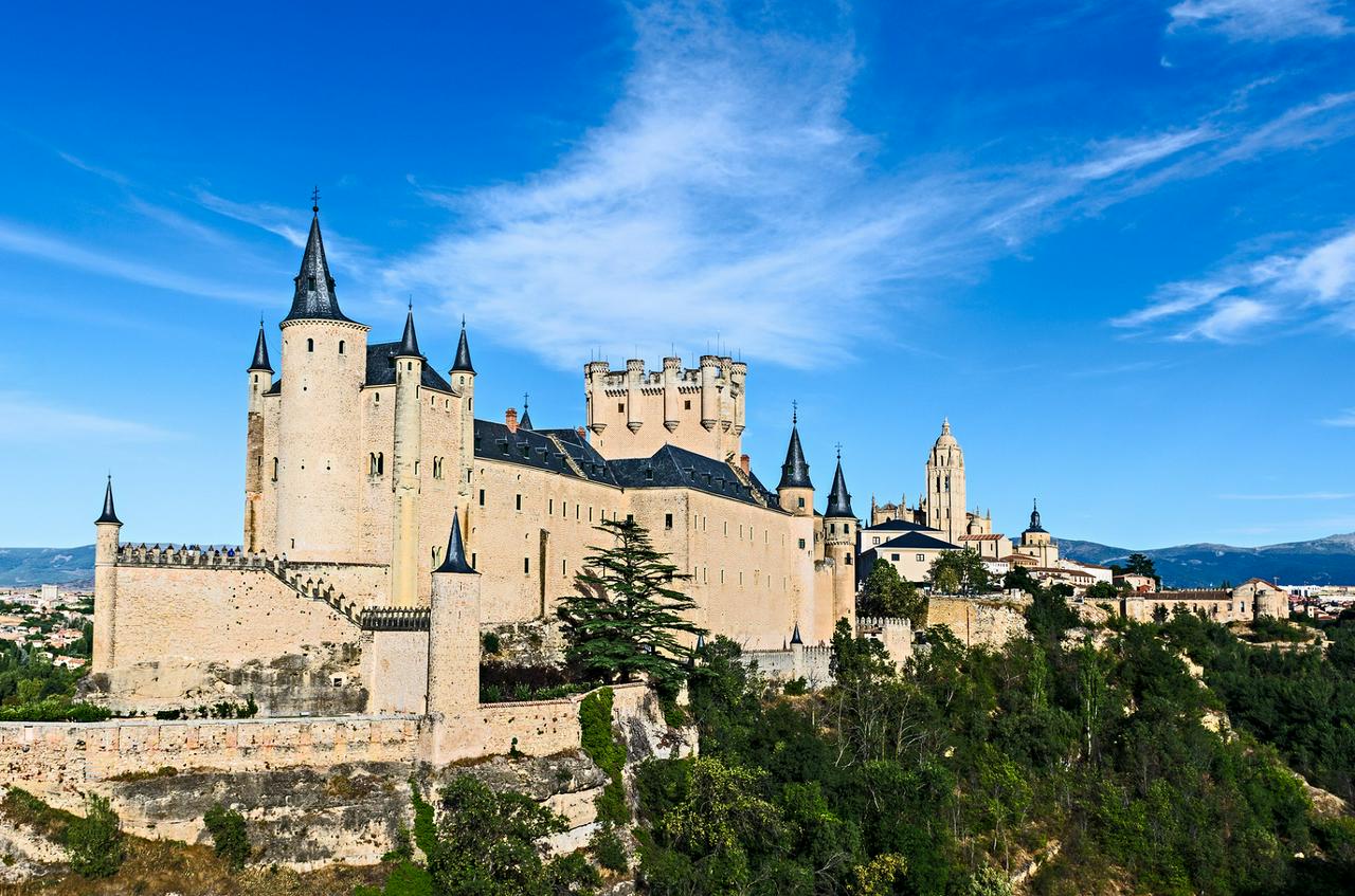 O melhor de Segóvia com a Catedral e El Alcazar - Photo 2