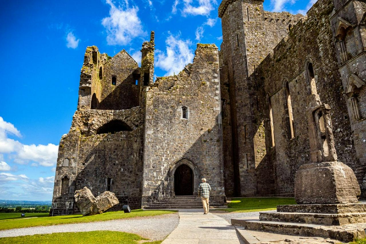 Blarney Castle and Cork Day Trip - Photo 2