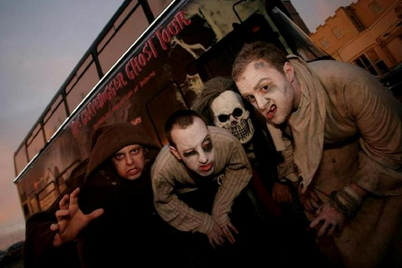 Gravedigger Ghost Bus Night Tour - Photo 4
