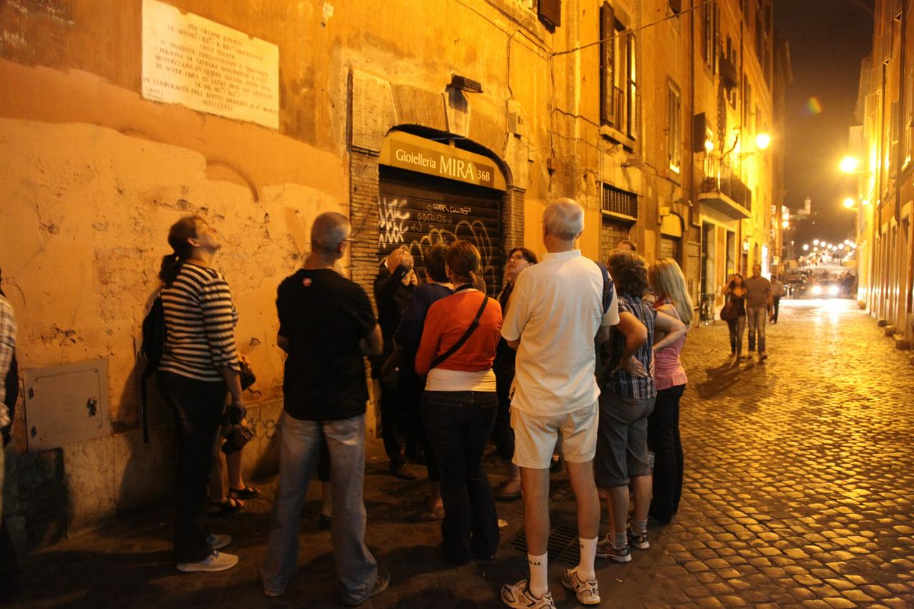 Dark Rome: Ghost and Mystery Night Tour - Photo 4