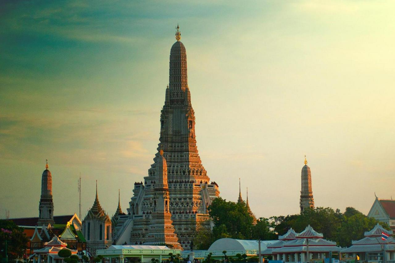 Morning Temple Walking Tour - Grand Palace, Wat Pho, Wat Arun - Photo 3