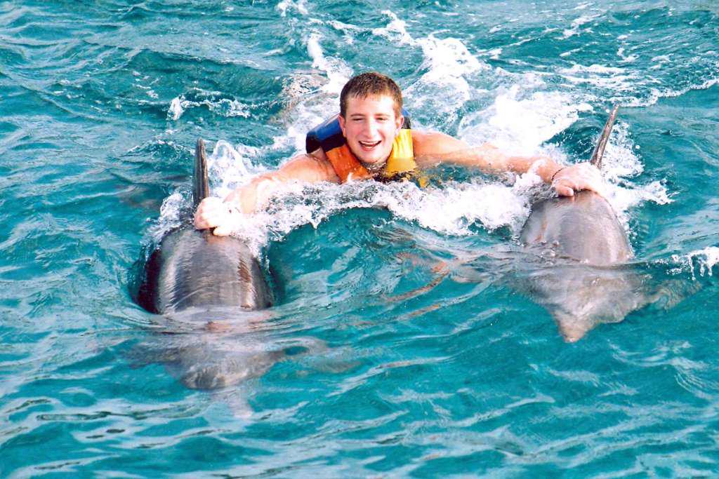 Dolphin Royal Swim Vip in Isla Mujeres - Photo 4