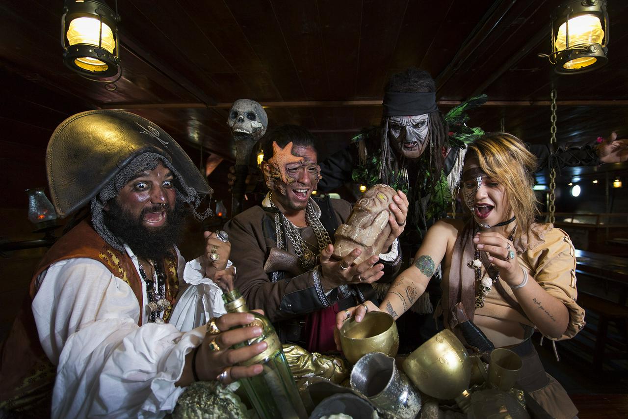 Jolly Roger - Pirate Dinner and Show - Photo 2