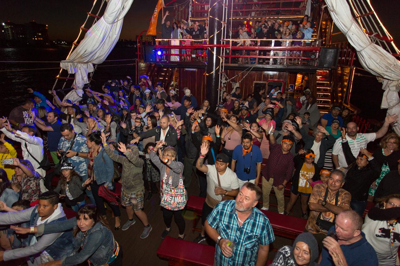 Jolly Roger - Pirate Dinner and Show - Photo 7