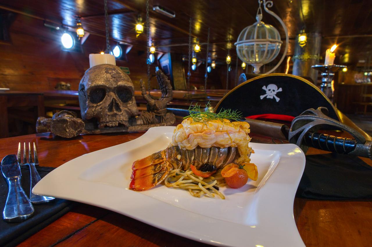 Jolly Roger - Pirate Dinner and Show - Photo 10