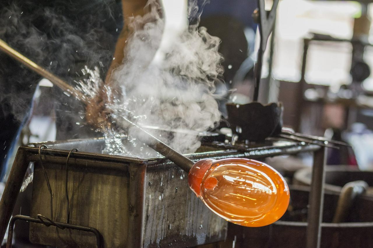 Burano and Murano with a visit to the San Marco glass factory - Photo 12