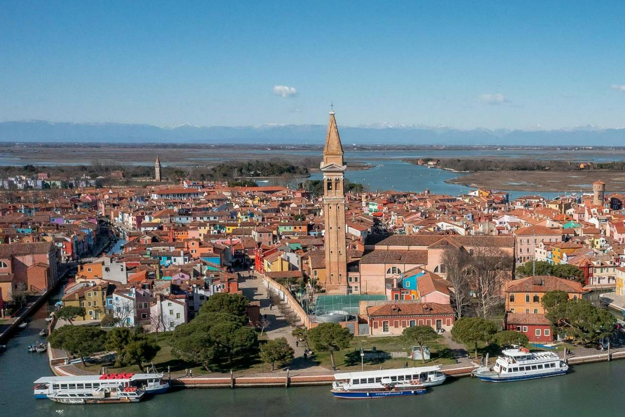 Murano, Burano and Torcello - Full-Day Tour with Glass Factory Visit from San Marco - Photo 4