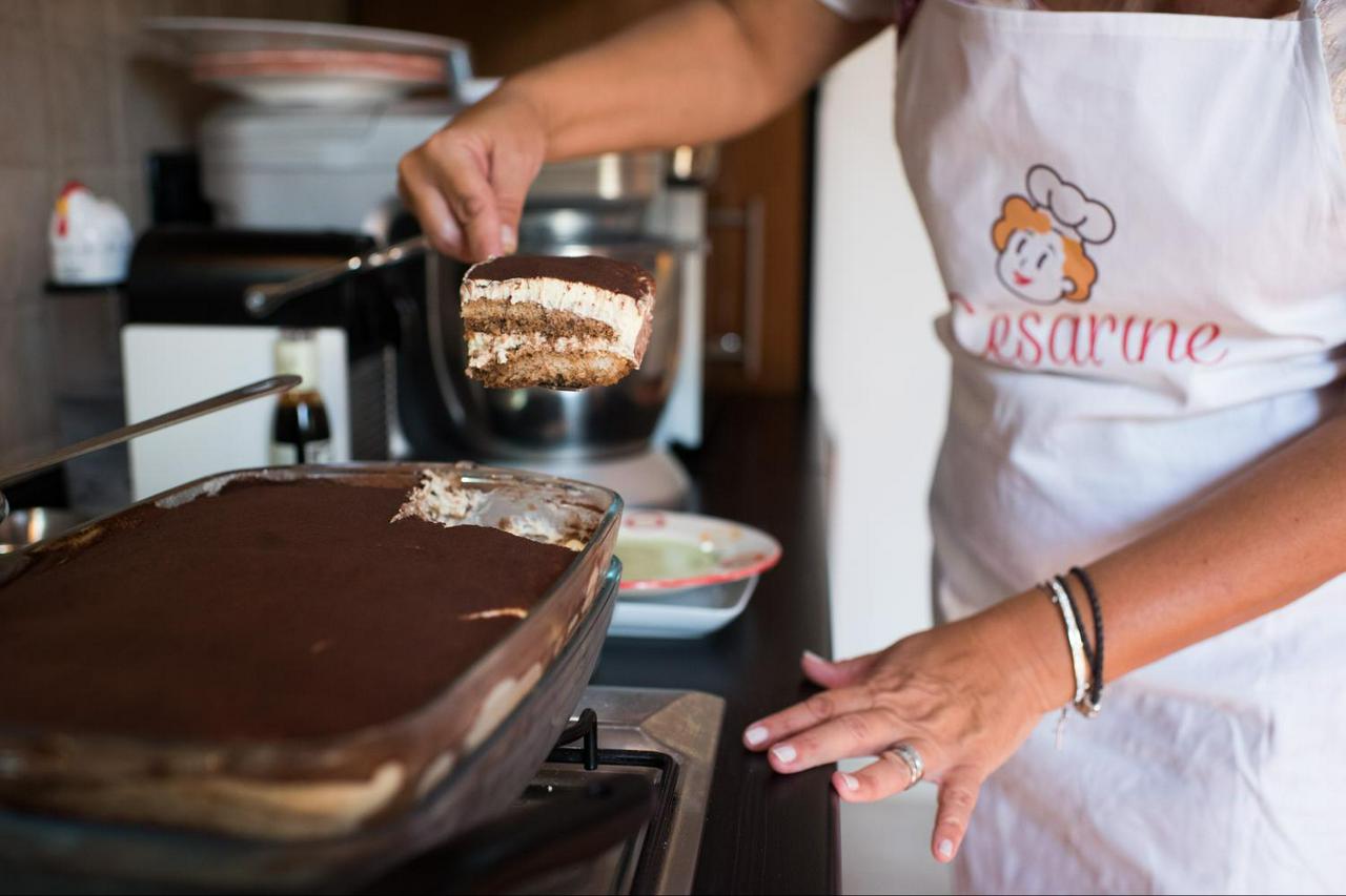 Compartilhe seu Pasta Love: aula de massa e tiramisu em pequenos grupos na casa de um morador local em Lecce - Photo 6