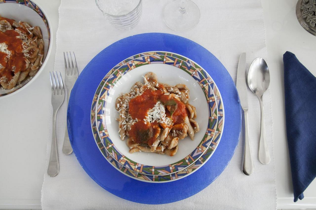 Compartilhe seu Pasta Love: aula de massa e tiramisu em pequenos grupos na casa de um morador local em Lecce - Photo 7