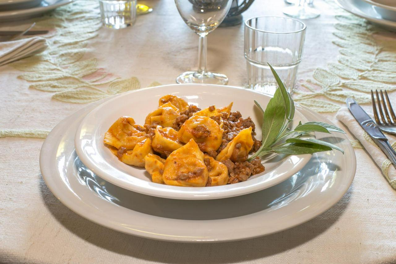 Compartilhe seu Pasta Love: aula de massa e tiramisu em pequenos grupos na casa de um morador local em Verona - Photo 5