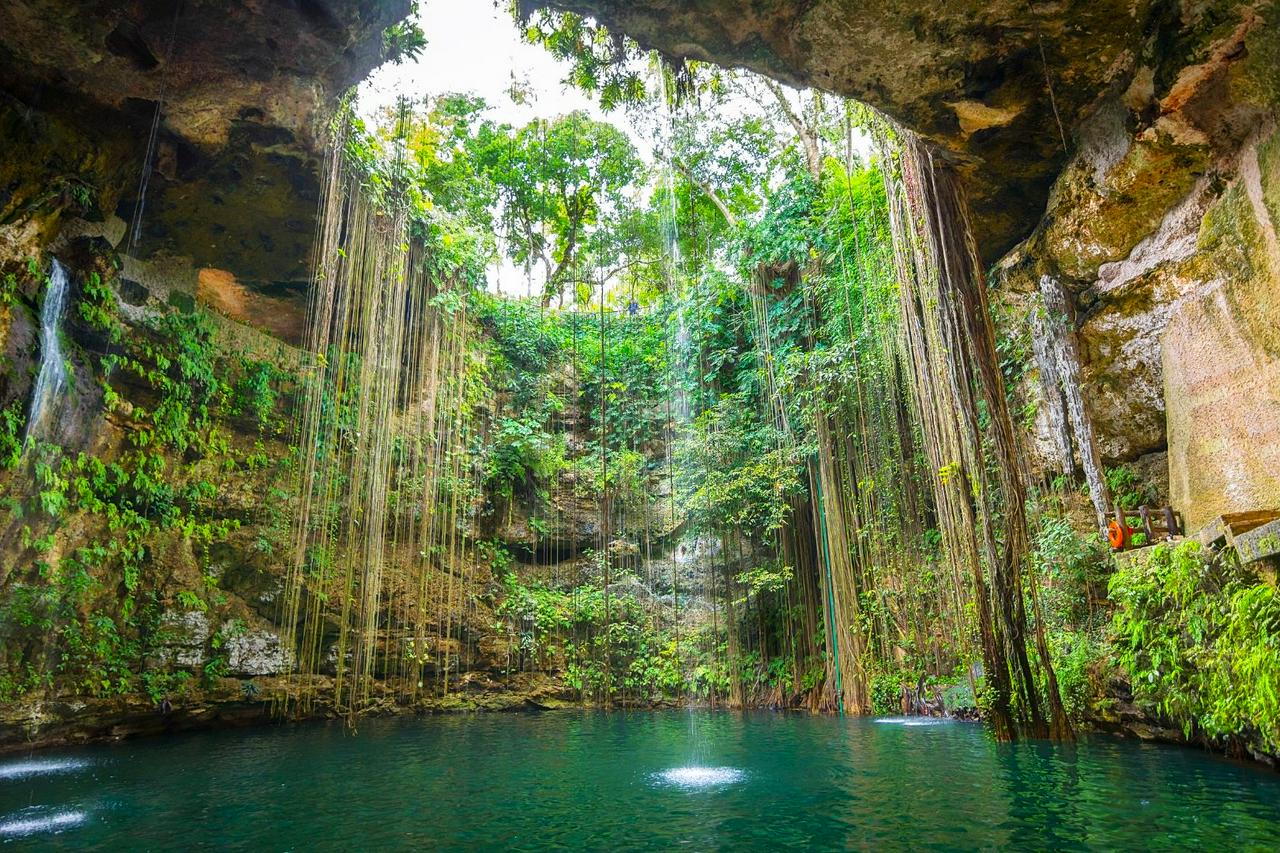Chichen Itza in the Riviera Maya - Photo 4
