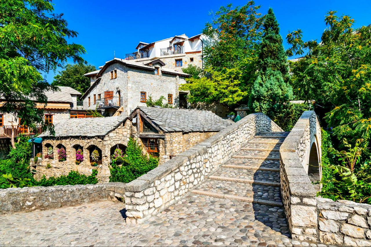 De Split: excursão a Mostar e Herzegovina com cachoeiras Kravica - Photo 2