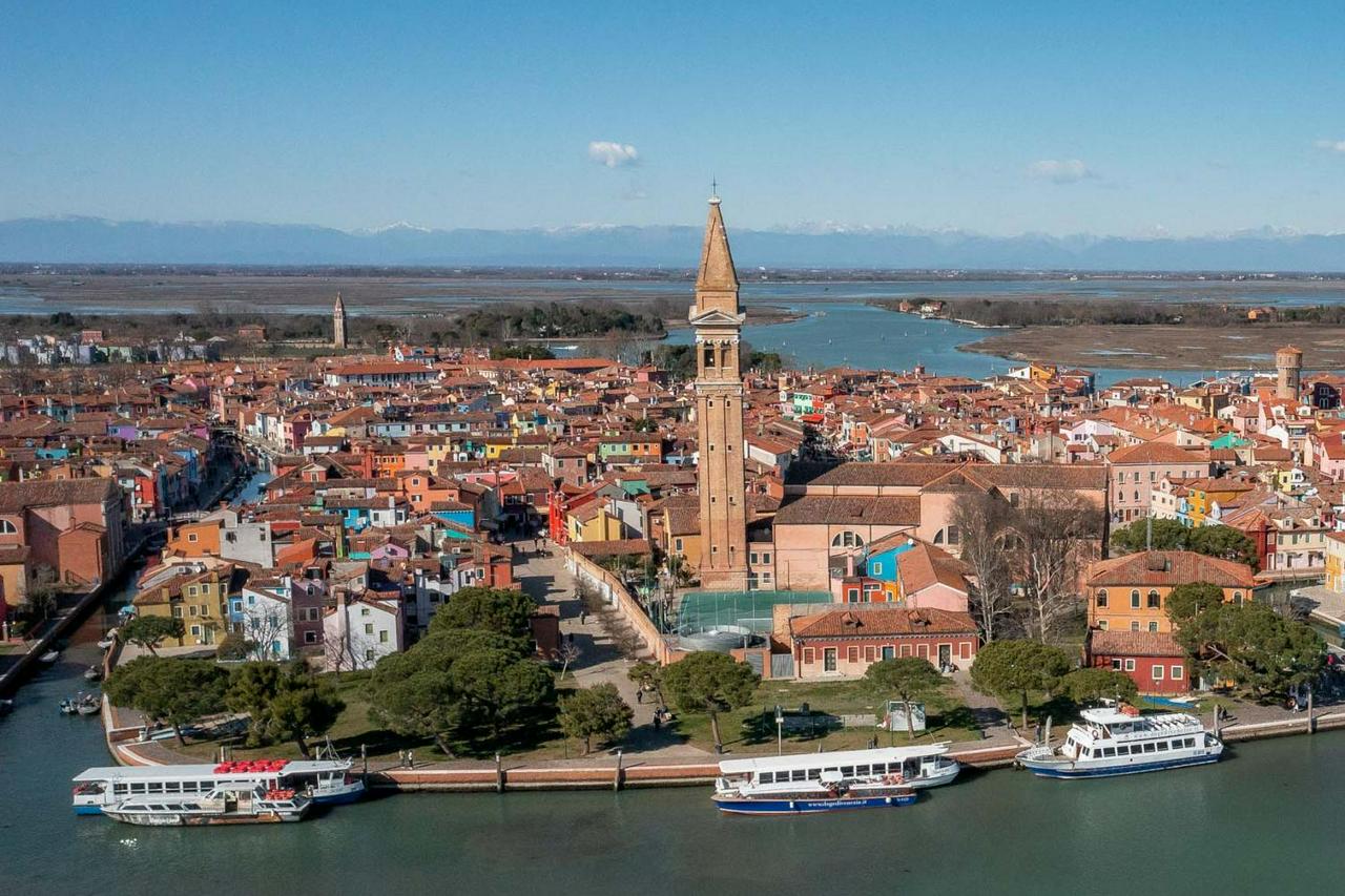 Burano and Murano with glass factory visit (from the train station) - Photo 5