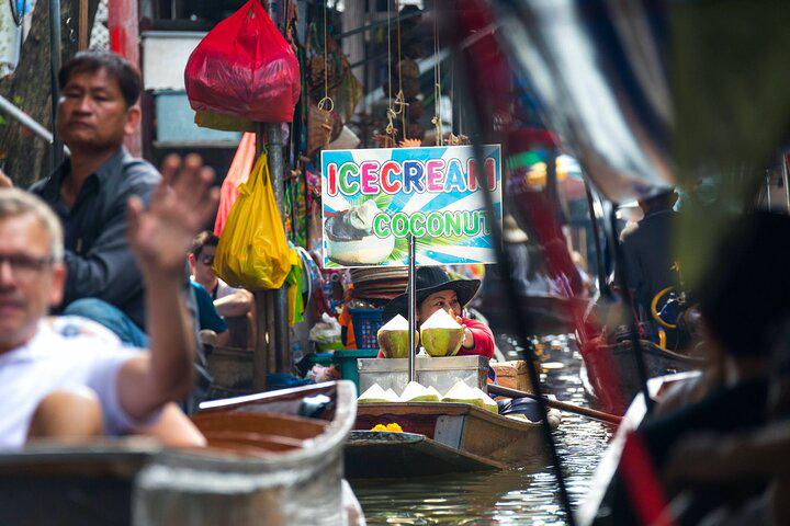 Damnoen Saduak Floating Markets and Maeklong Railway Small Group Tour - Photo 2