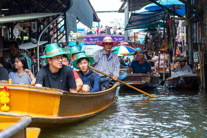 Damnoen Saduak Floating Markets and Maeklong Railway Small Group Tour - Photo 5