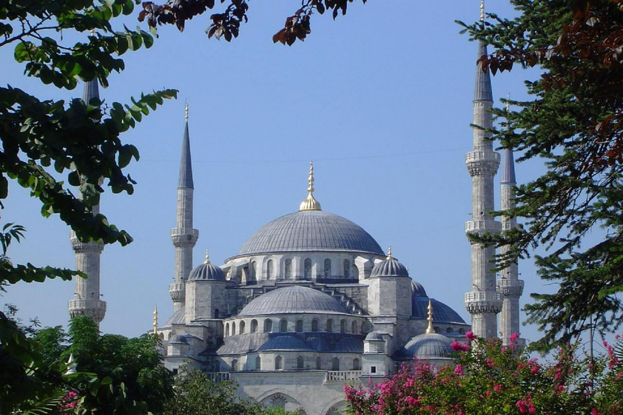Silver Combo - Istanbul Classics, Dolmabahçe Palace and Two Continents - Photo 2